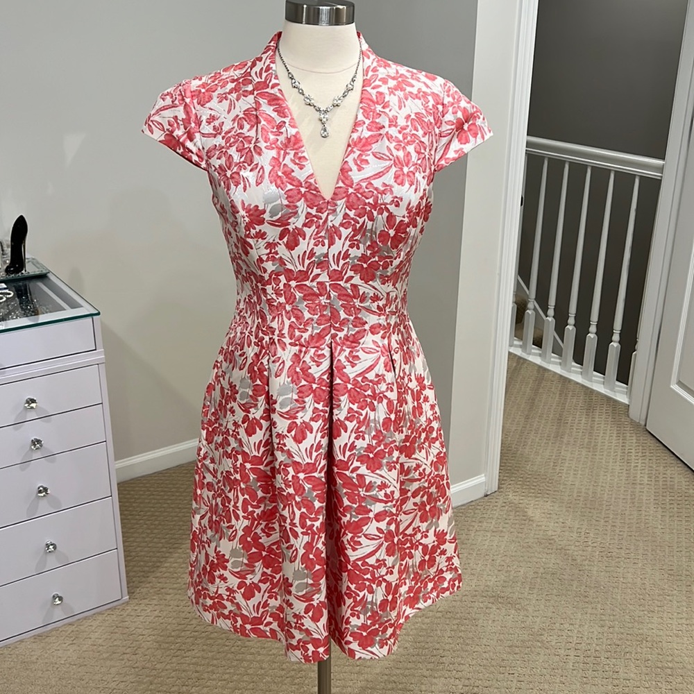 Vince Camuto floral metallic Jacquard Cap Sleeve Fit and Flare